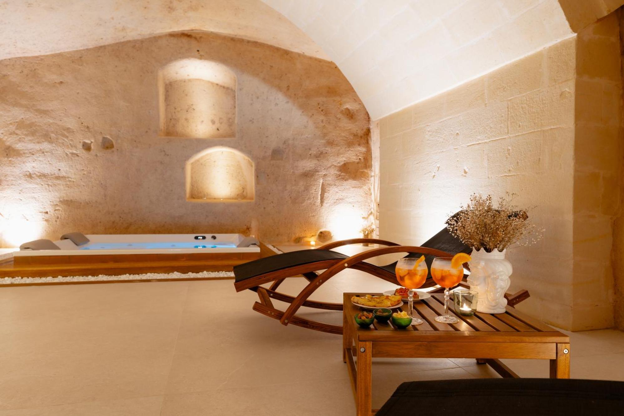 Endea Suite Rooms & Lounge Spa Matera Exterior photo